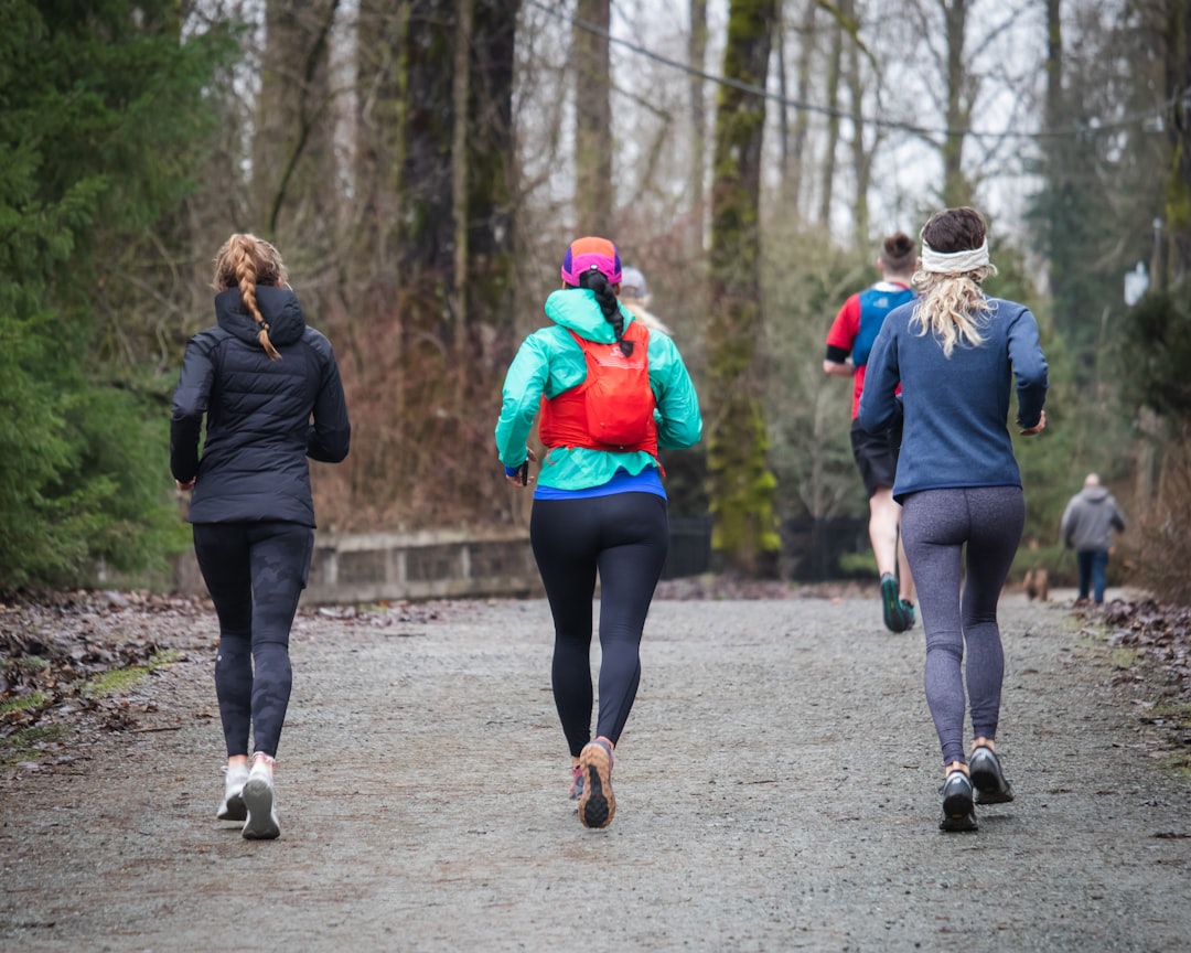 Modest Running Clothes for Women: 2026 Market Data & Trends