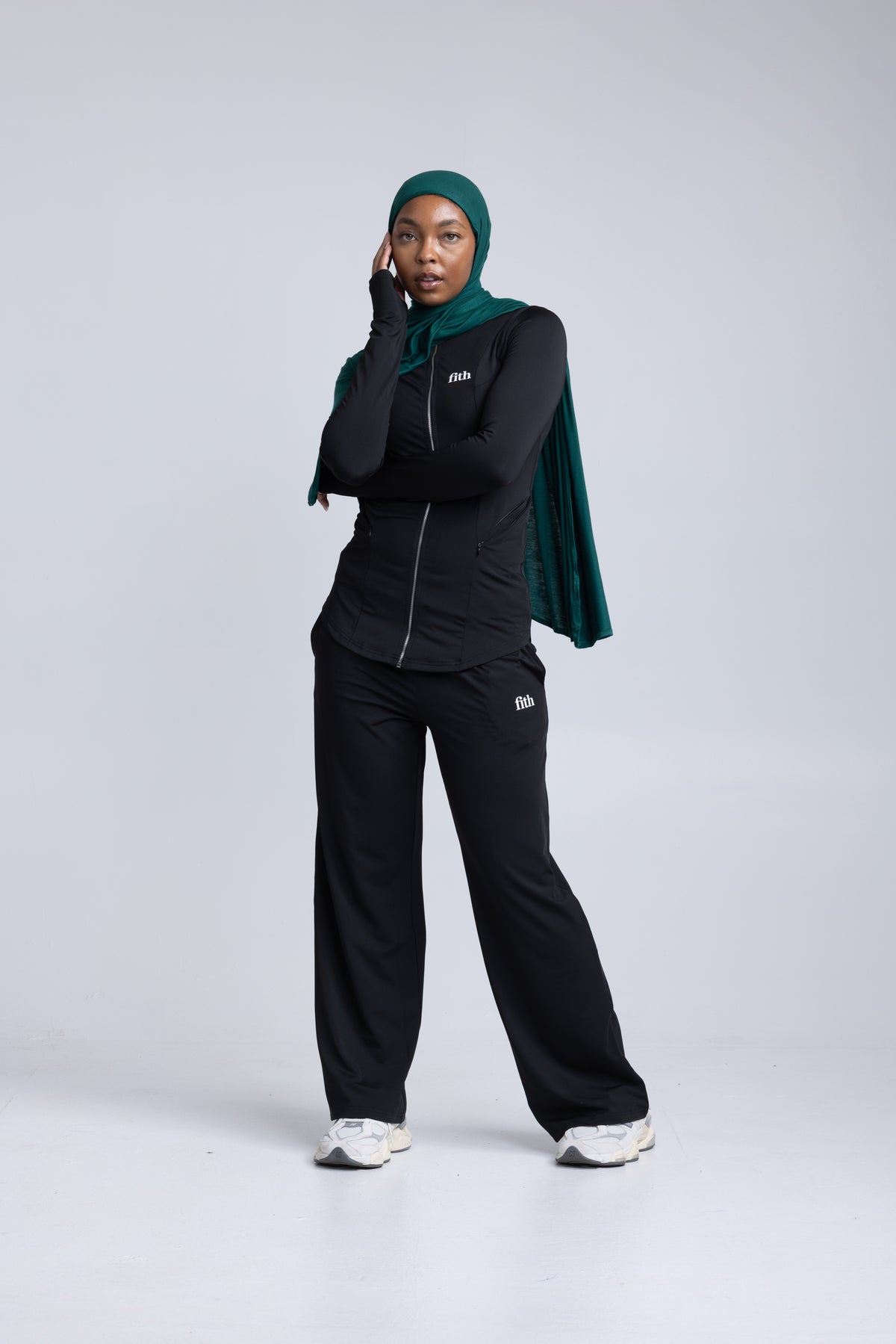 PWR Active Zip-Top (Black)