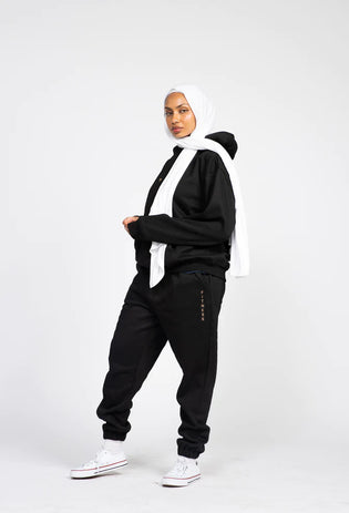  Combining Faith and Fitness: Modest Gym Wear Essentials for Muslims