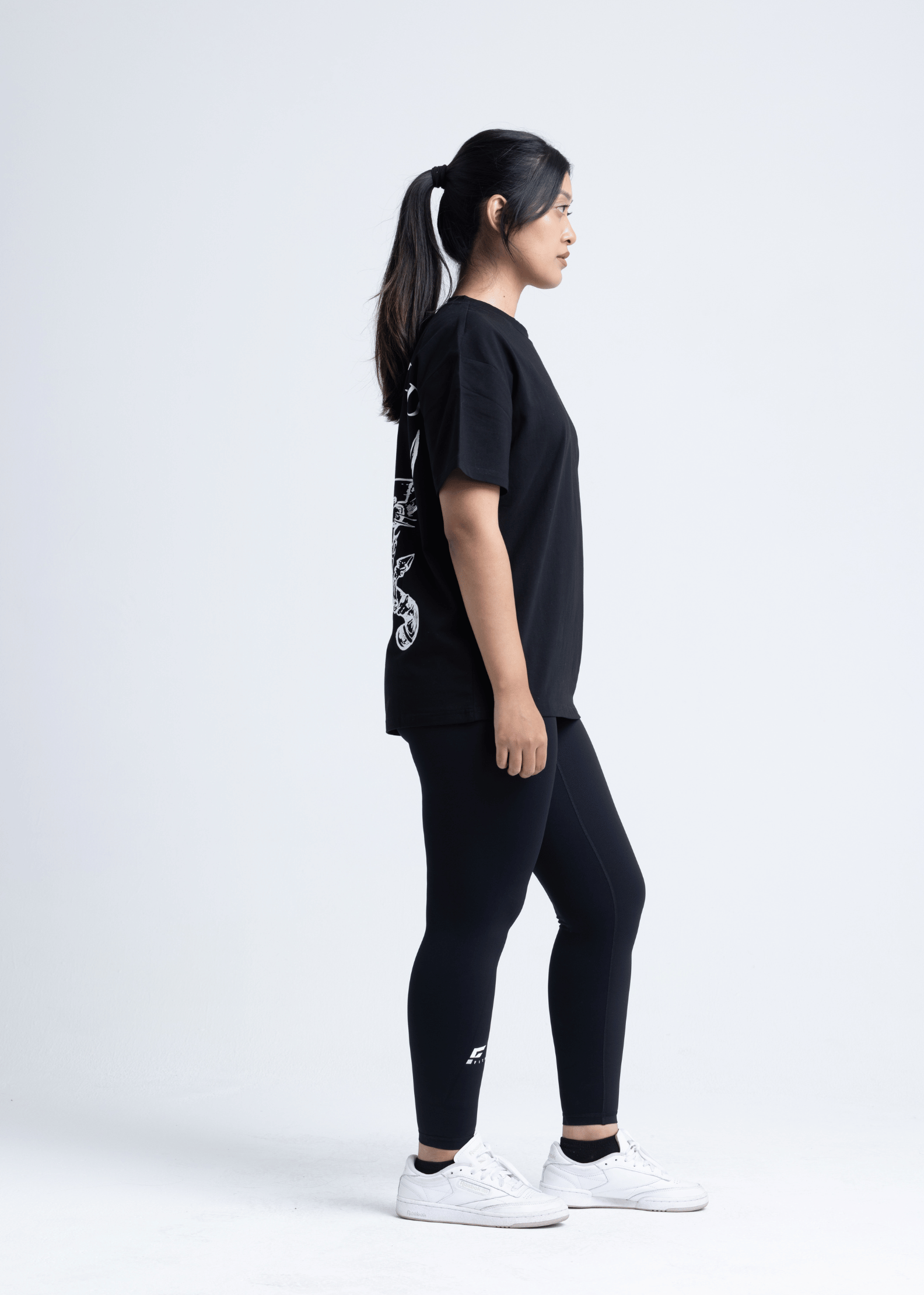 LION HEARTED - Workout Pump-Cover Up T-Shirt