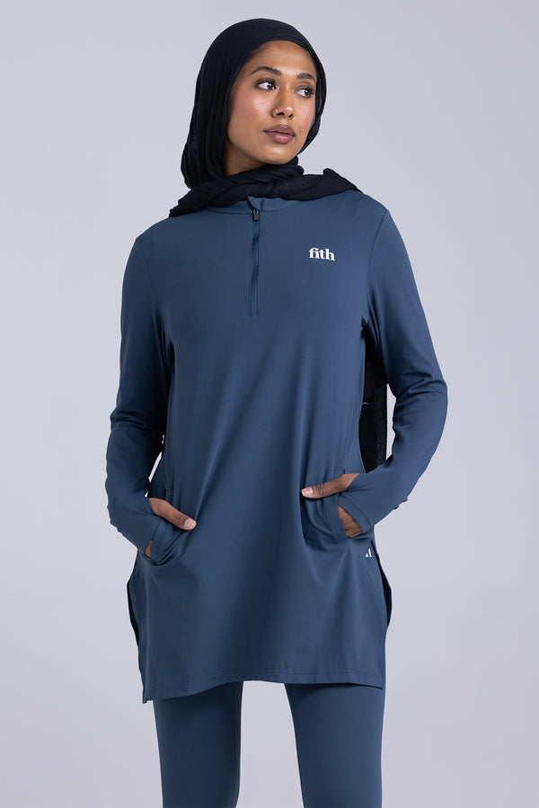 FLW Modest Workout Top (Navy)