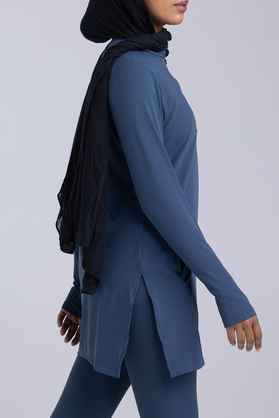 FLW Modest Workout Top (Navy)