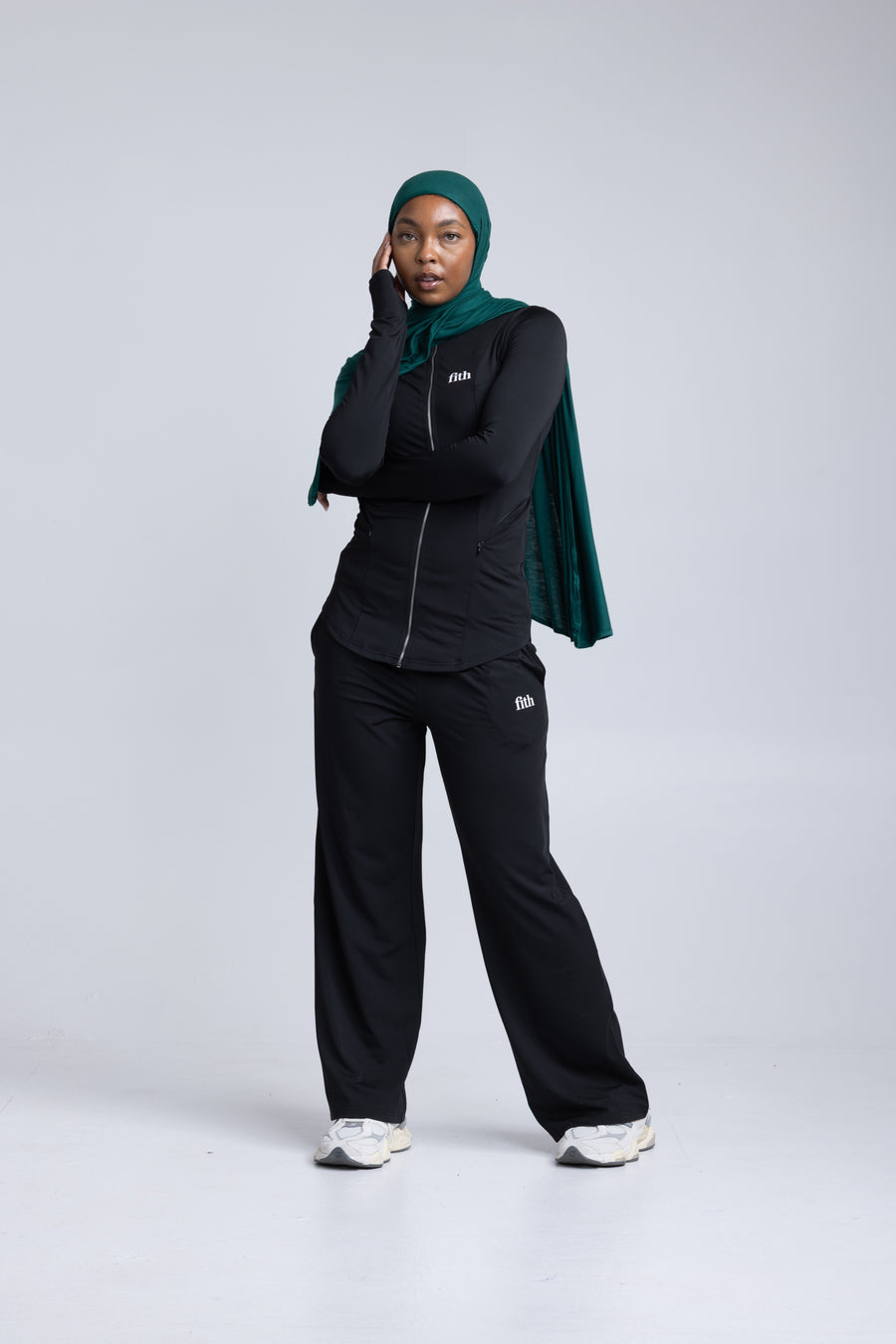 PWR Active Zip-Top (Black)