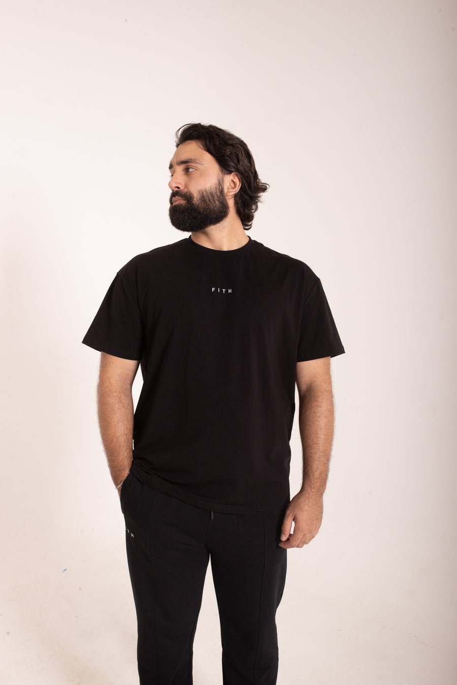 LION HEARTED - Workout Pump-Cover Up T-Shirt (Black)