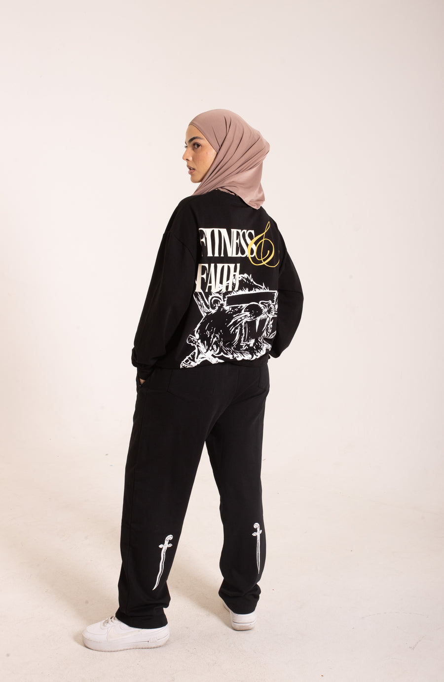 LION HEARTED - Workout Pump-Cover Long Sleeve (Black)